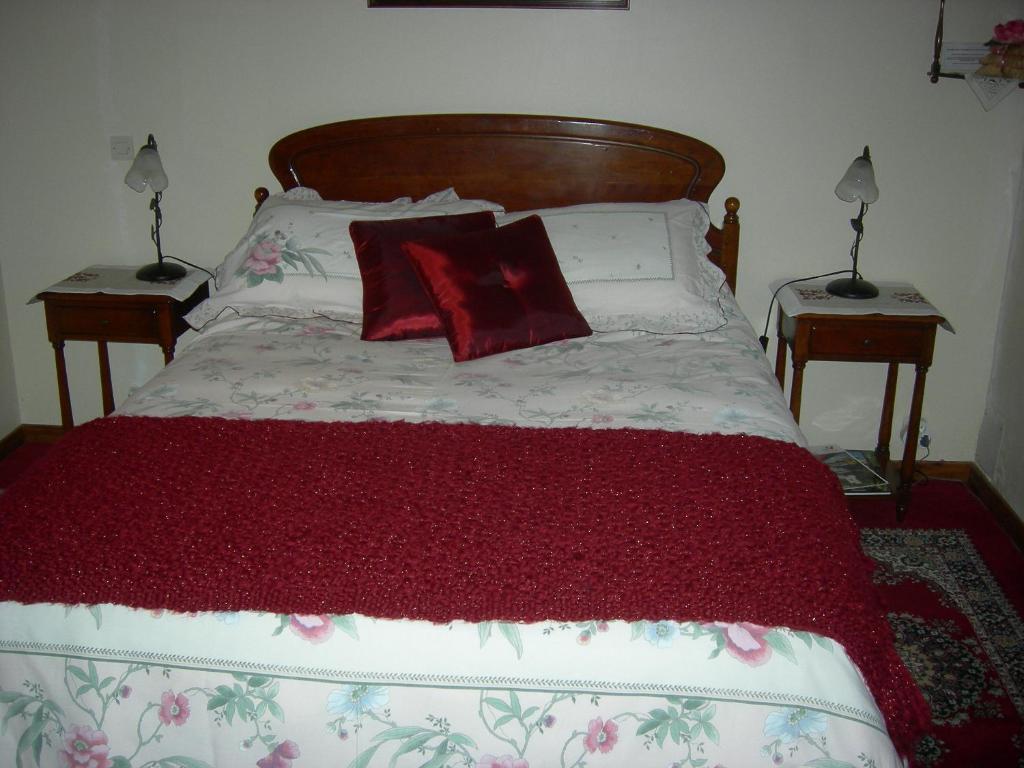 La Ferme Rose Bed & Breakfast Cergy Room photo