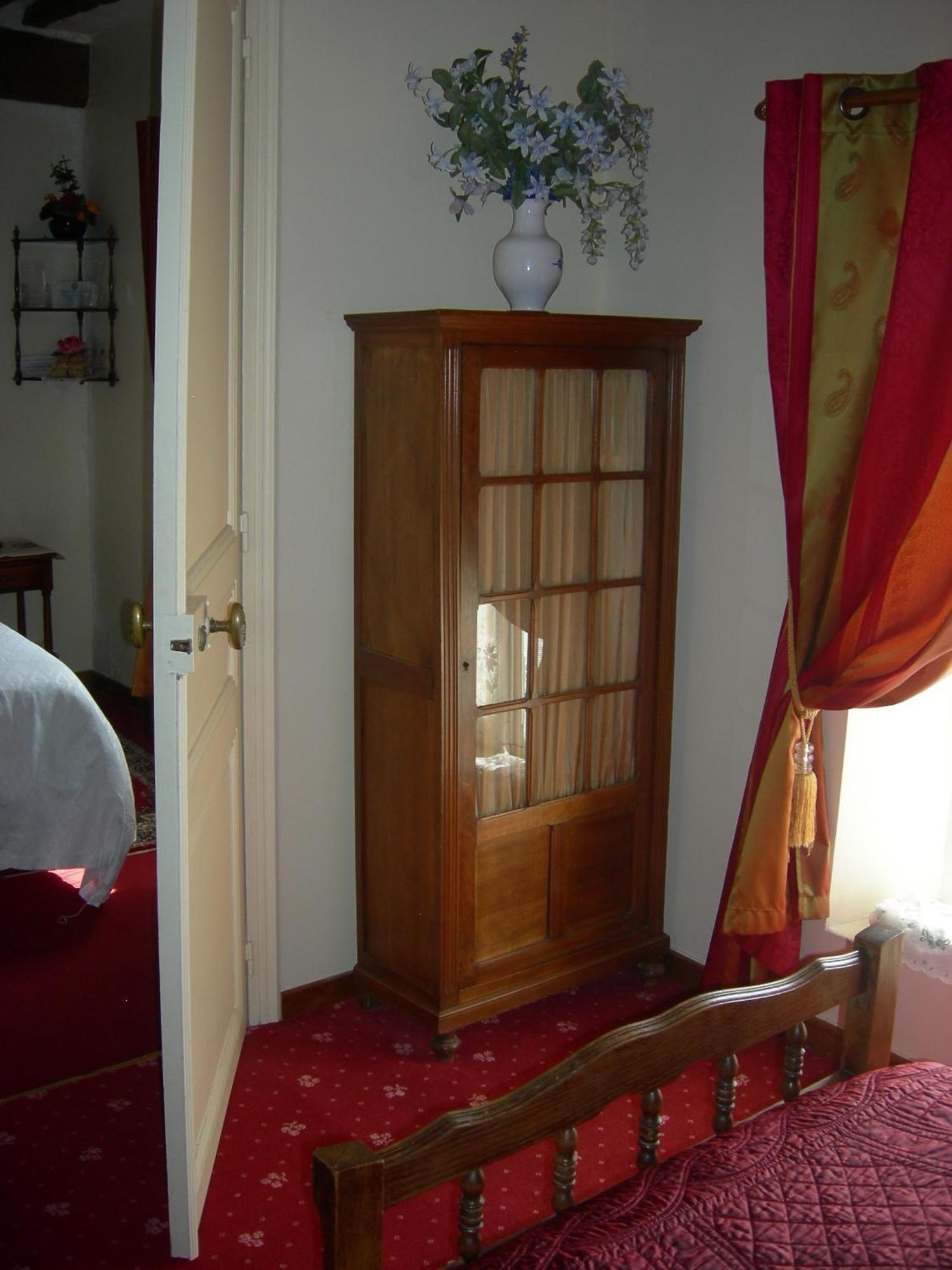 La Ferme Rose Bed & Breakfast Cergy Exterior photo