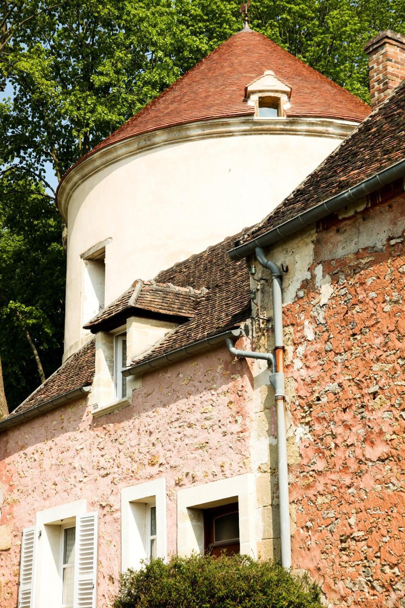 La Ferme Rose Bed & Breakfast Cergy Exterior photo